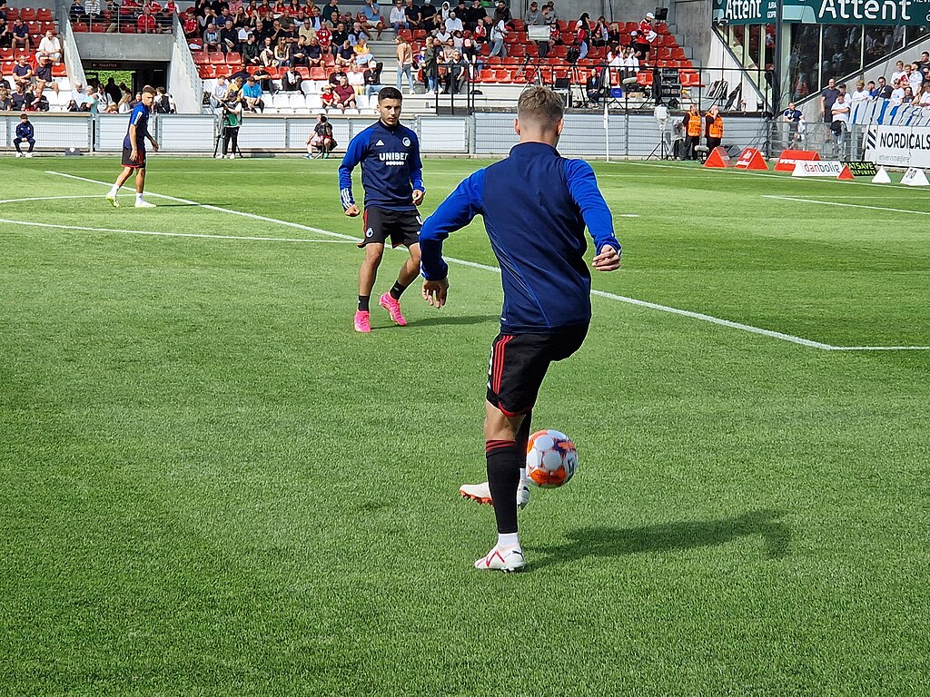 In unfortunate Copenhagen vs Jagiellonia team news, multiple FC Copenhagen players are out injured.